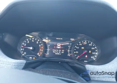 2024 Jeep Compass Latitude 4X4 from USA, damaged, VIN 3C4NJDBN1RT607043